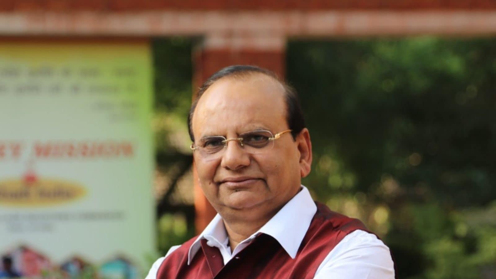 'LG Ladakh assigns addn charge to IAS, IFS Officers '